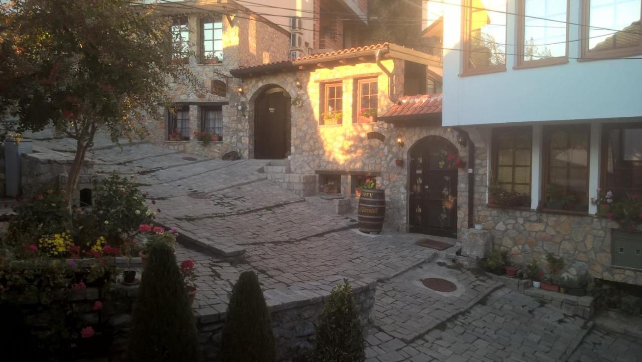 Guest Room At Number Nine Ohrid Bagian luar foto